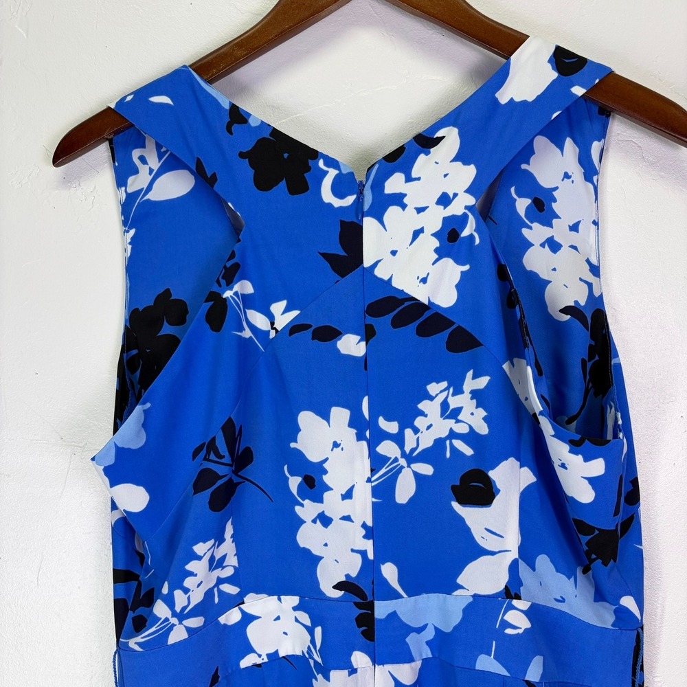 Vince Camuto Blue Floral Wide Leg Jumpsuit Size M Pockets Vacation, Resort, Chic - Picture 8 of 16
